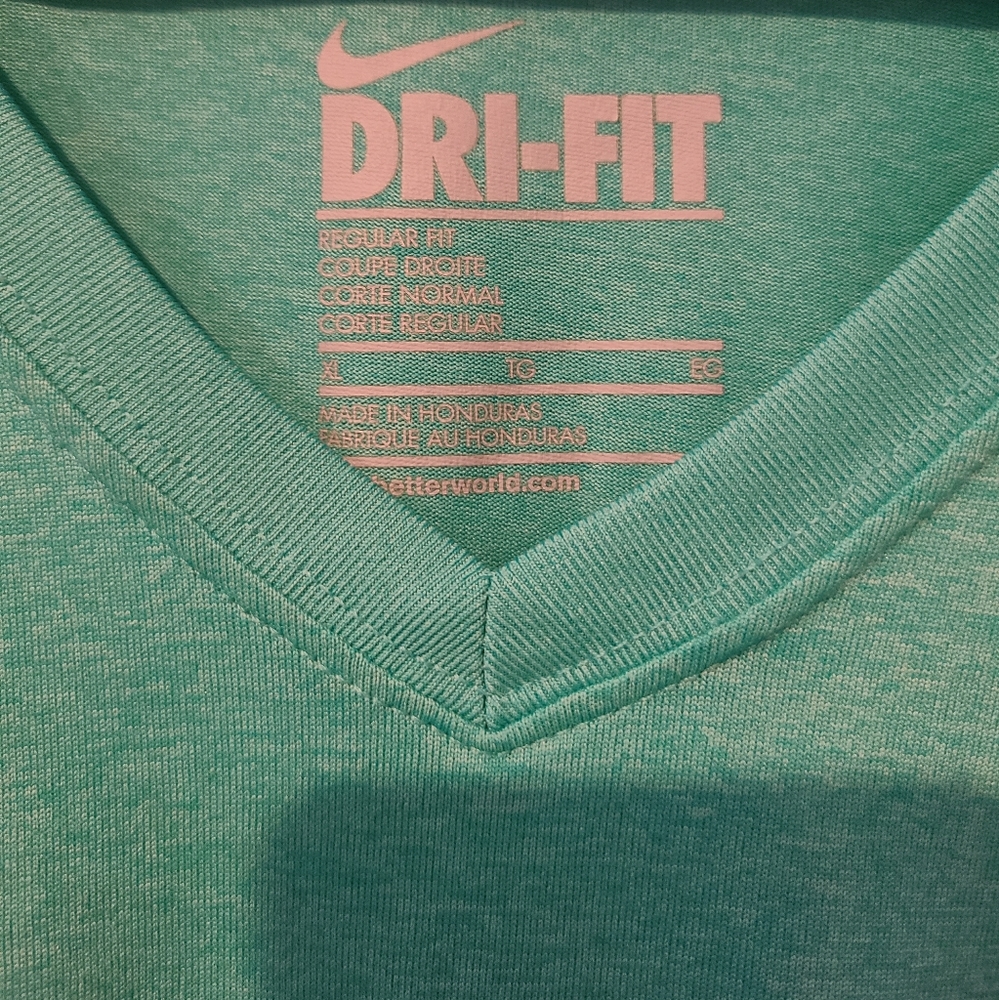 Women's Nike Vneck Tshirt